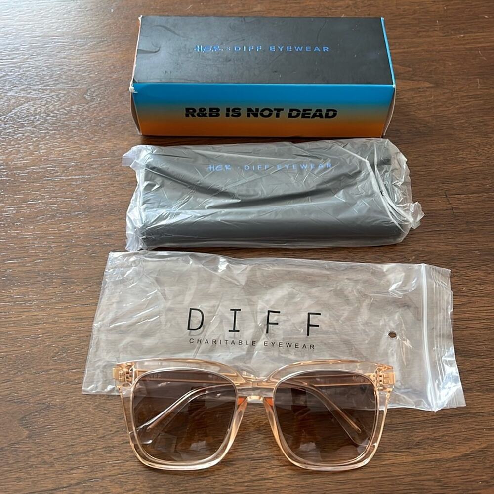 * Diff Sunglasses Bella Color GC - LB10